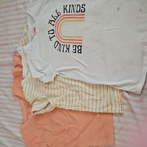 Cat and Jack shoet sleeve bundle (M)